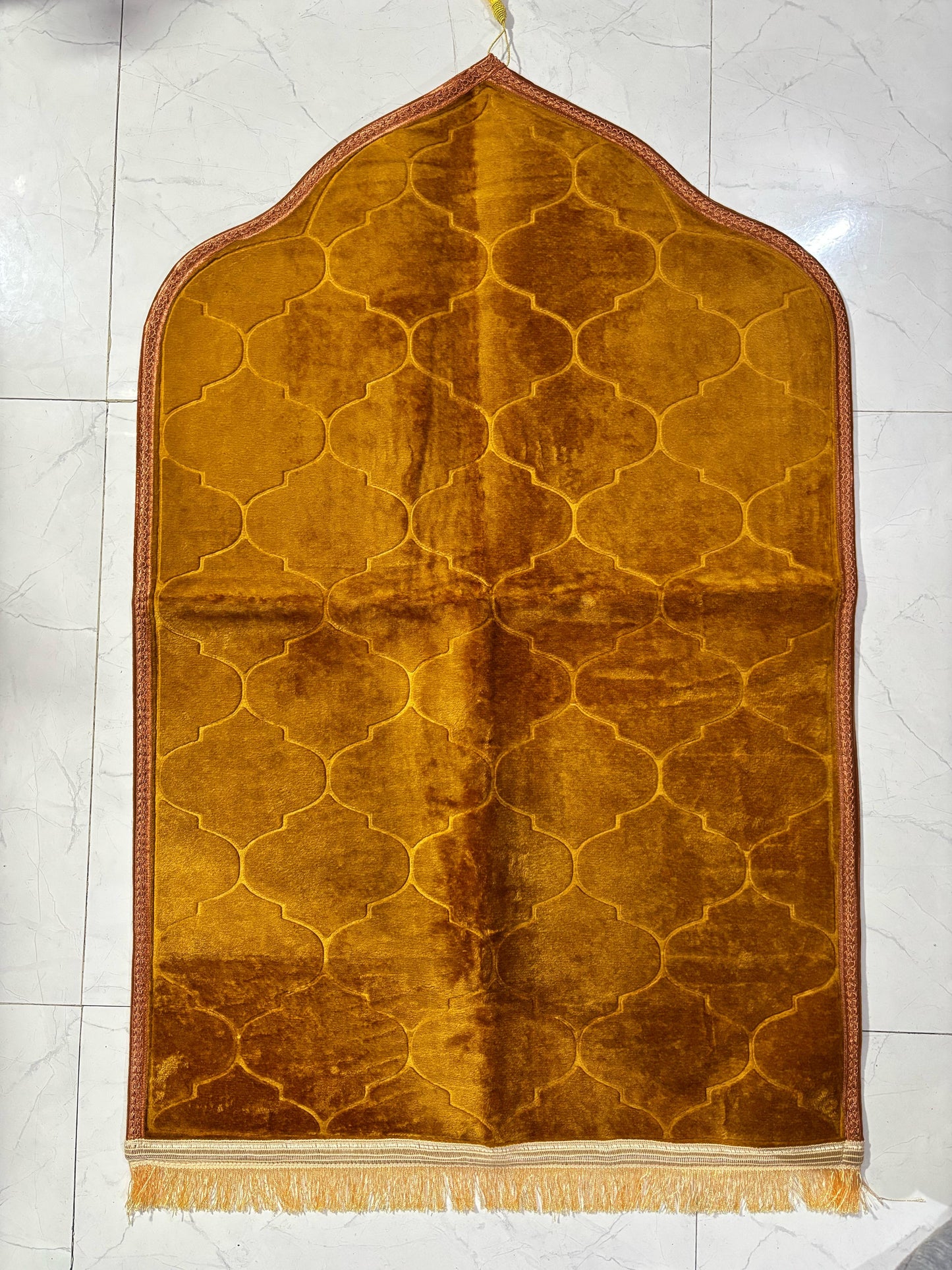 Premium Dome Shaped Prayer Mat – Anti-Slip & Elegant Finish (No Lace)