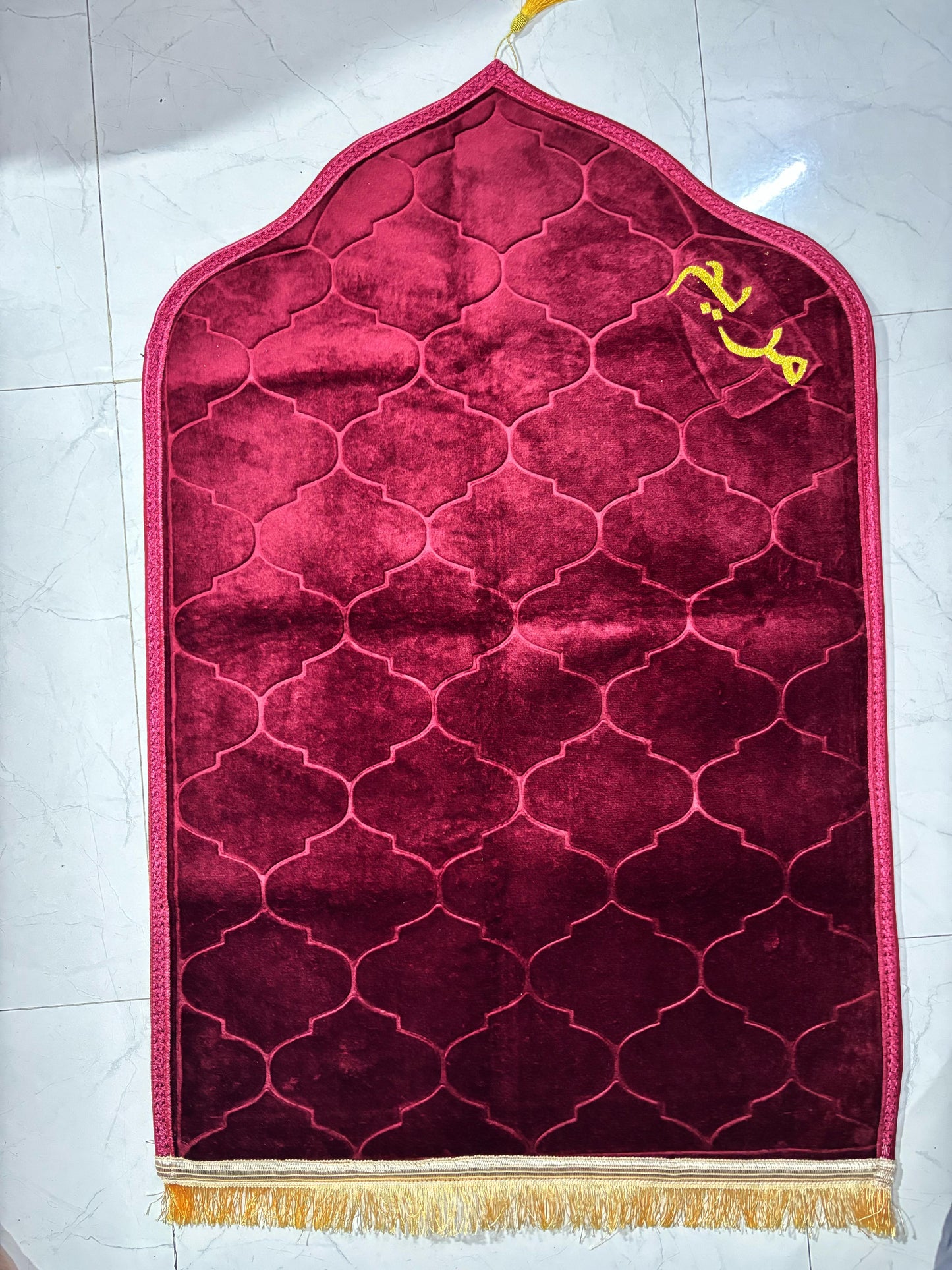 Premium Dome Shaped Prayer Mat – Anti-Slip & Elegant Finish (No Lace)