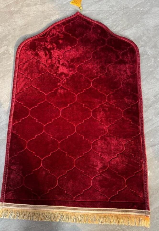 Premium Dome Shaped Prayer Mat – Anti-Slip & Elegant Finish (No Lace)